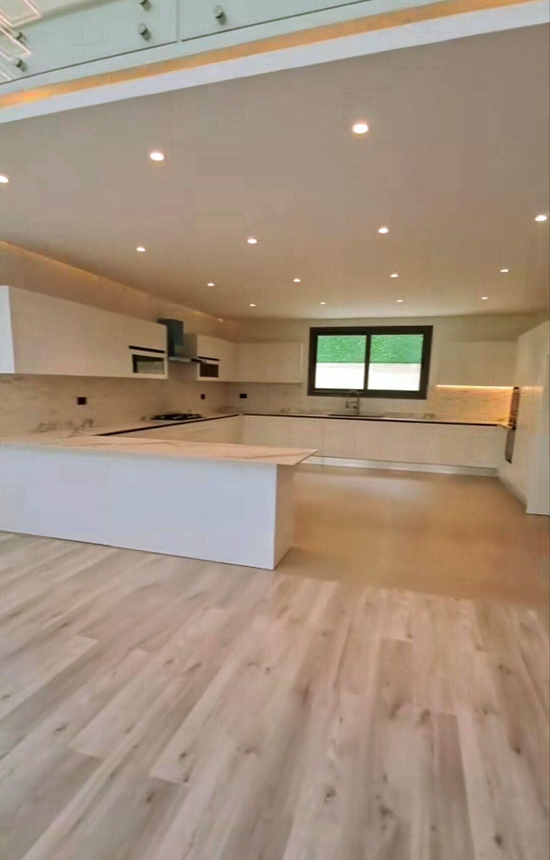 Spacious 5-Bed Townhouse in Gated Community - Lavington