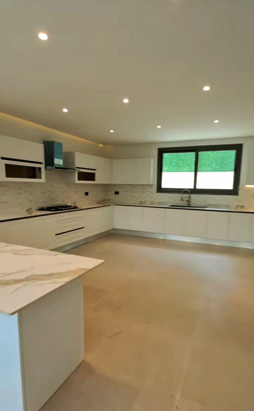 Spacious 5-Bed Townhouse in Gated Community - Lavington