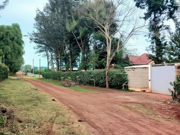 4 PlotsKsh 2.5m EachMugutha,Ruiru.