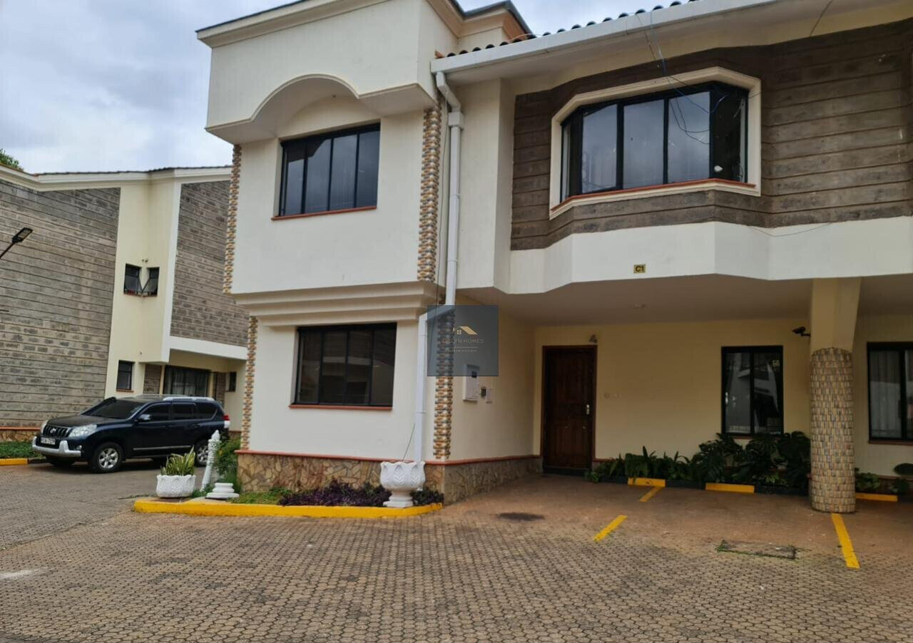 5-Ensuite Townhouse with Solar & Borehole - Spring Valley