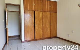 1 Acre Bungalow for Rent at KSh 520K