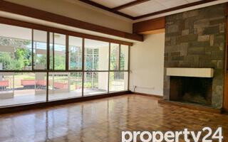 1 Acre Bungalow for Rent at KSh 520K