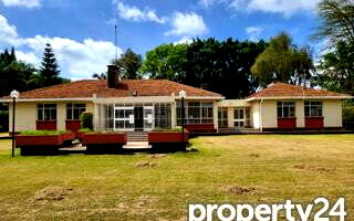 1 Acre Bungalow for Rent at KSh 520K