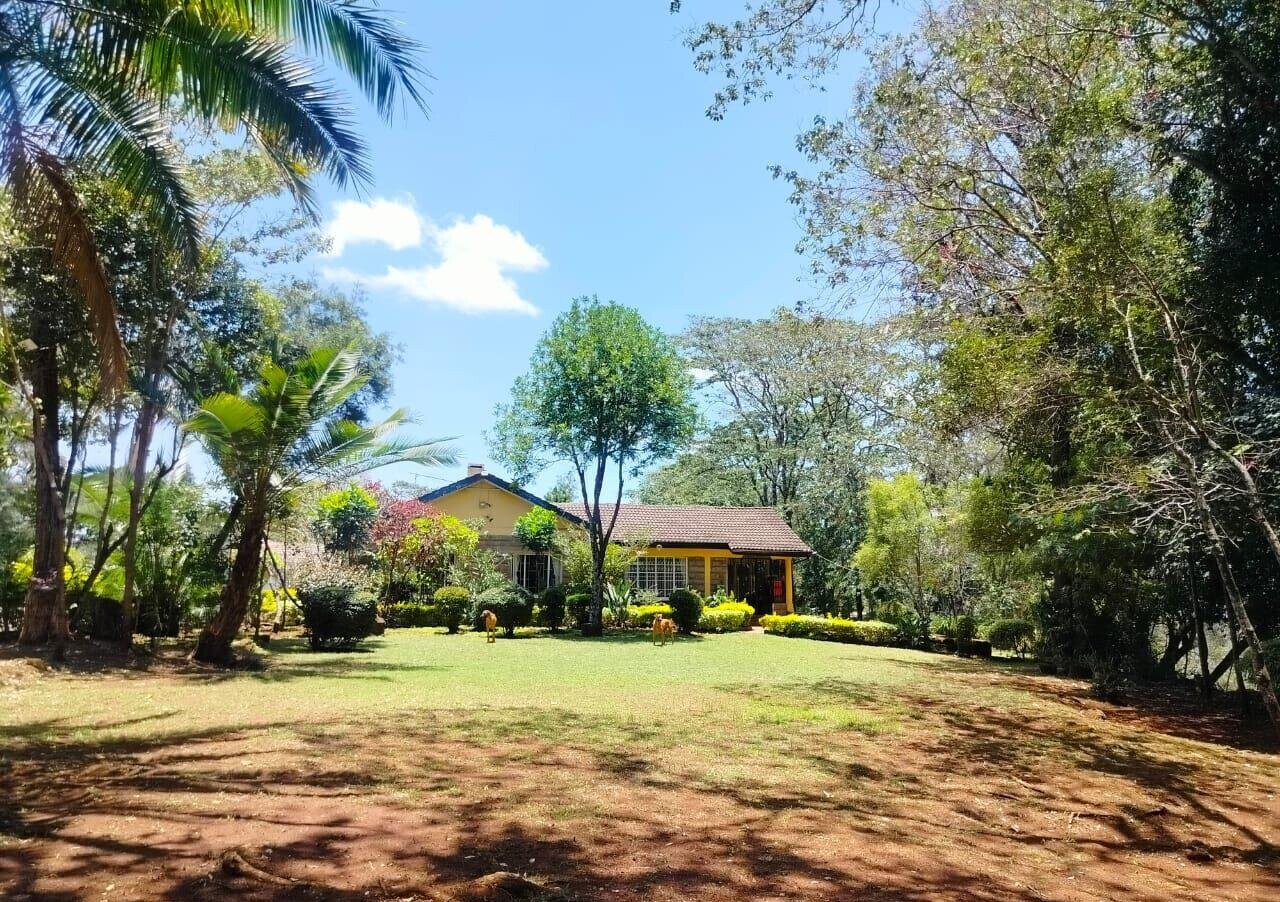 Half Acre Plot in Karen at KSh 35M