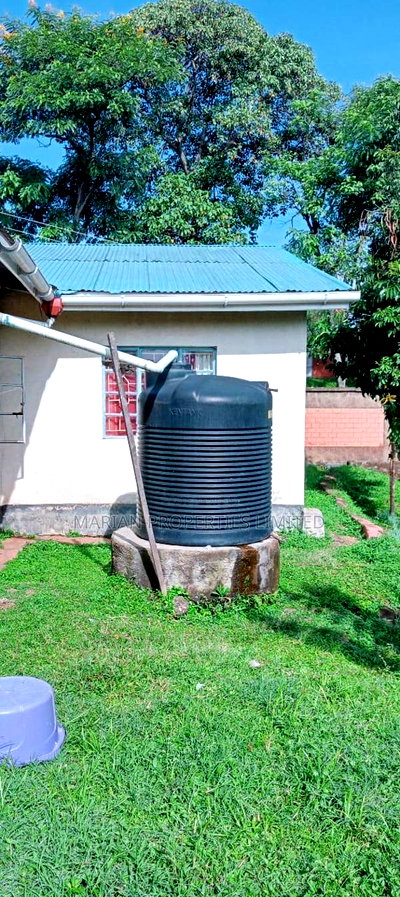 3bdrm Bungalow in Koromatangi, Sheywe for sale - Image 5