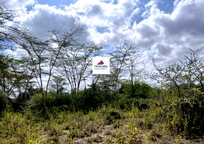 10-Acre Plot with Garden and Parking