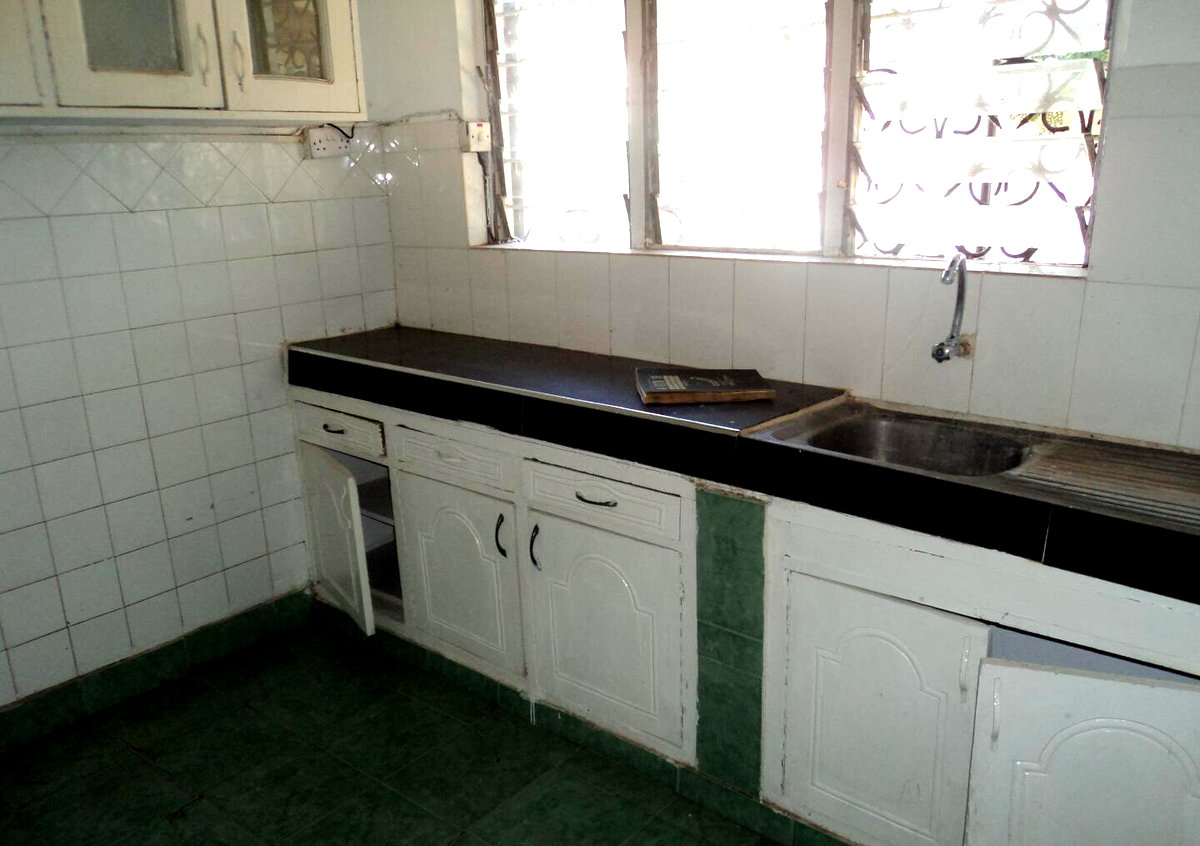 Spacious 4BR Maisonette on 1.2 Acres