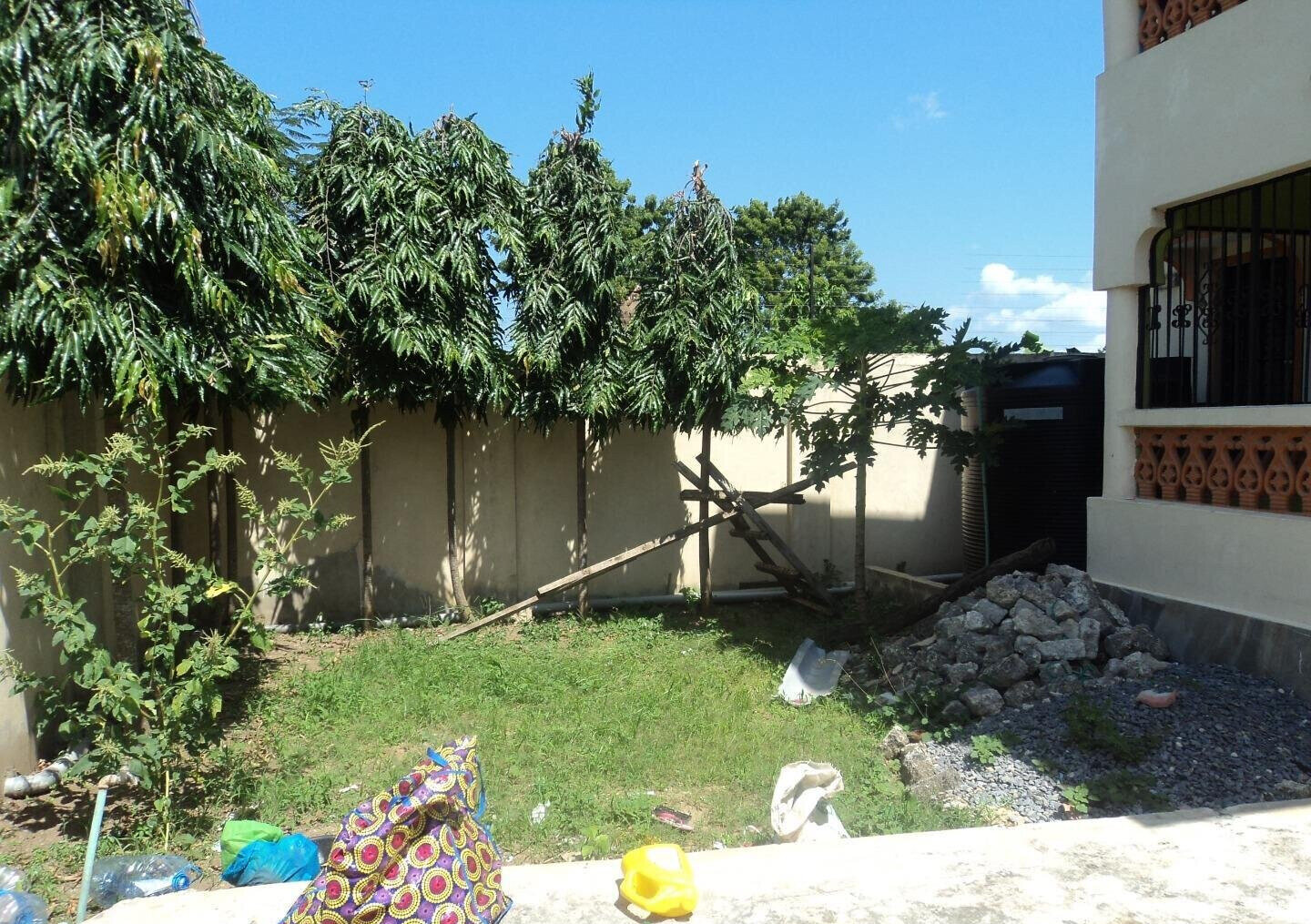 Spacious 4BR Maisonette on 1.2 Acres