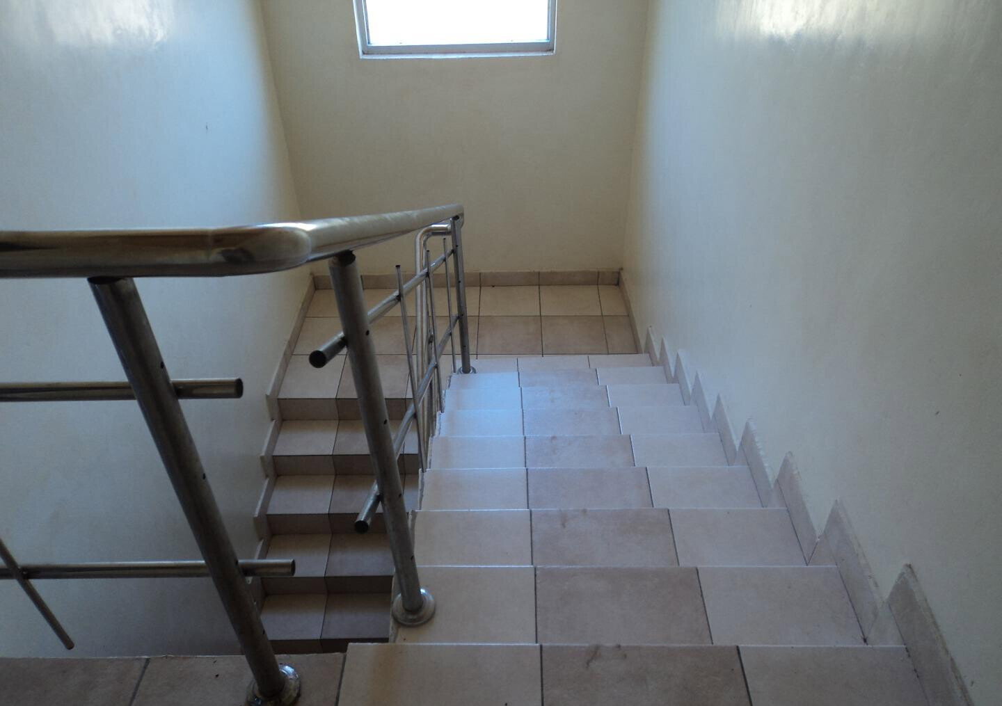Spacious 4BR Maisonette on 1.2 Acres