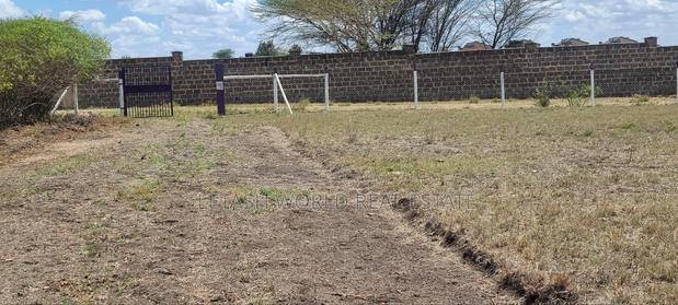 Plots in Kitengela 50 by 100, 500mtrs Off Tarmac.