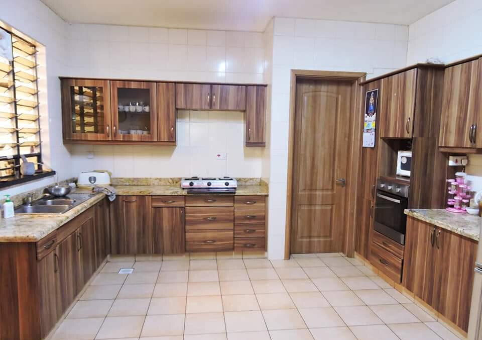 4-Ensuite Townhouse with DSQ & Solar - Westlands