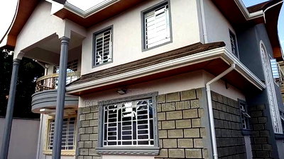 Furnished 4bdrm Maisonette in Kenyatta Road for sale - Image 1