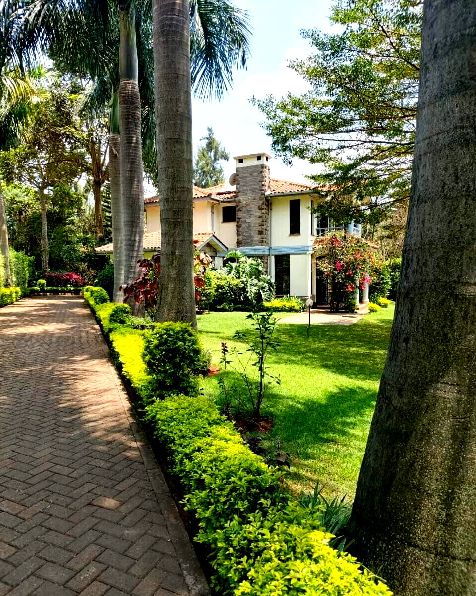 4BR Townhouse on Half-Acre Mature Garden – Rosslyn, Nairobi
