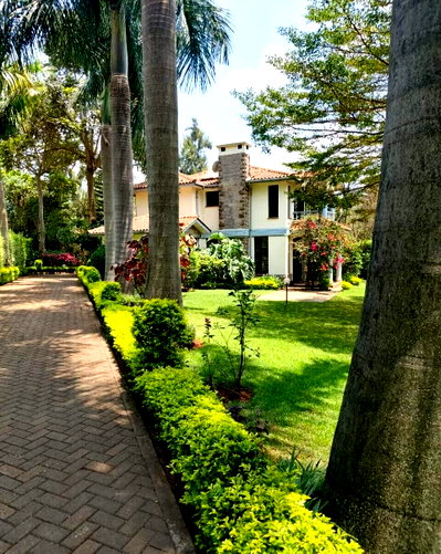 4BR Townhouse on Half-Acre Mature Garden – Rosslyn, Nairobi