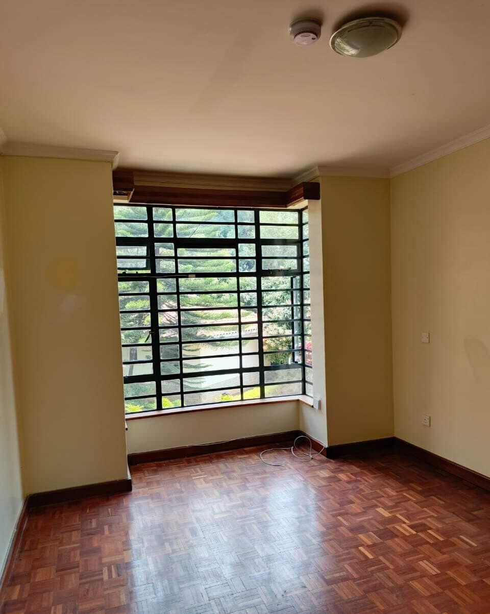 4BR Townhouse on Half-Acre Mature Garden – Rosslyn, Nairobi