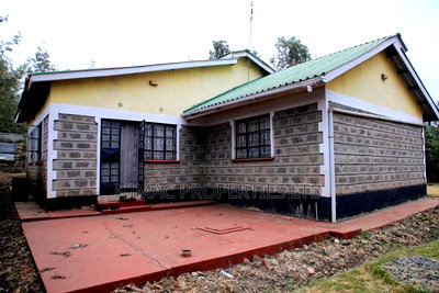 4bdrm Bungalow in Kiserian for sale - Image 1