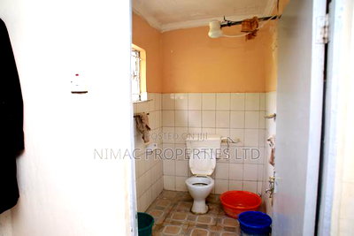4bdrm Bungalow in Kiserian for sale - Image 6