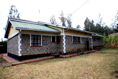 4bdrm Bungalow in Kiserian for sale - Image 7