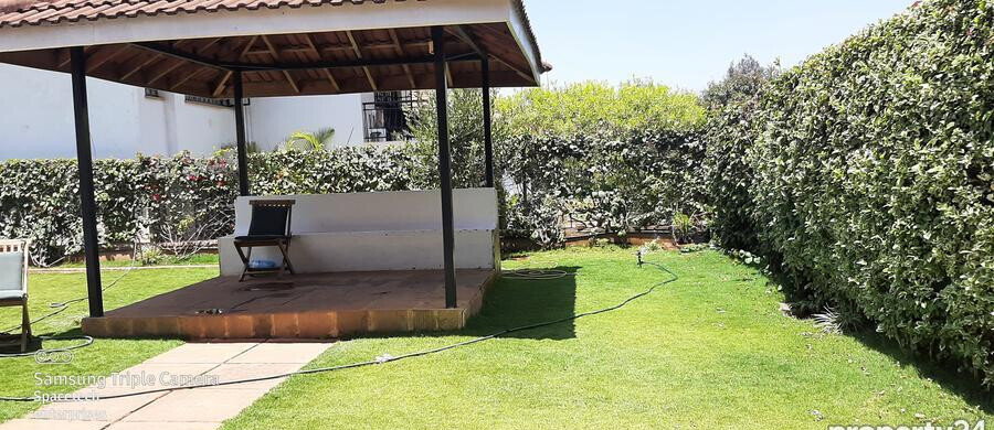 4-Bed Townhouse with En Suite & Pool Access - Westlands