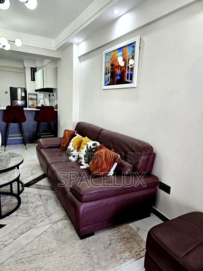 3bdrm Apartment in Kilimani Yaya for sale - Image 9