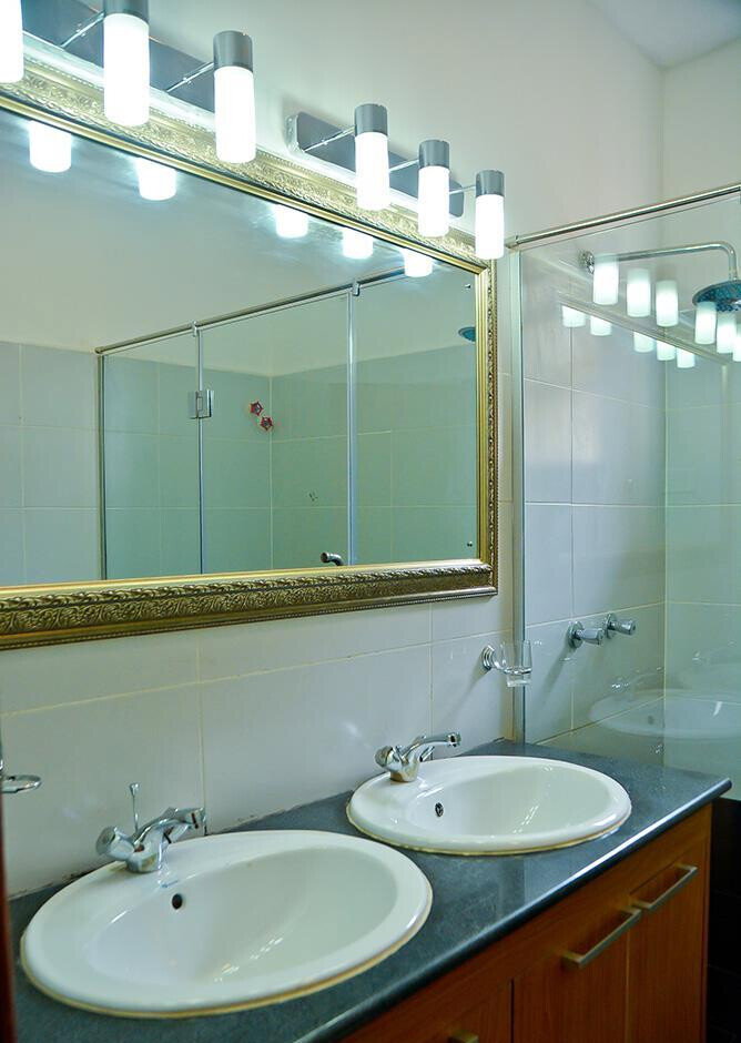 4 En-Suite Bedrooms with Sunken Lounge & Fireplace - Kitisuru