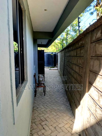 6bdrm Mansion in Kerarapon Dr for sale - Image 5