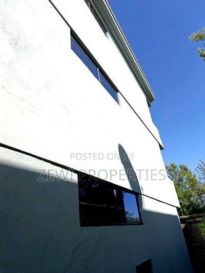 6bdrm Mansion in Kerarapon Dr for sale - Image 6