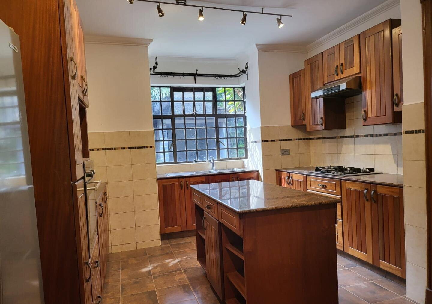 4BR Townhouse with Garden & Parking at KSh 3,500