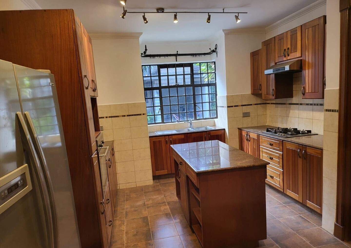4BR Townhouse with Garden & Parking at KSh 3,500
