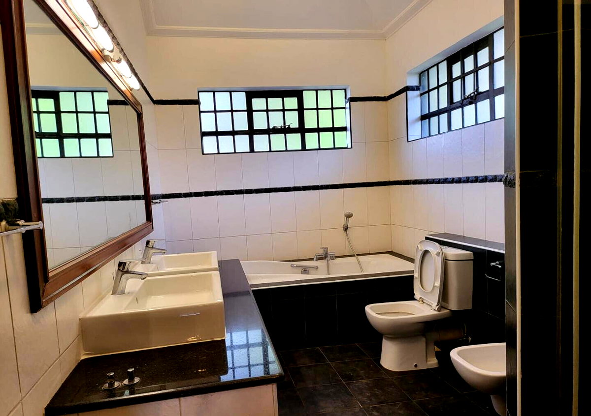 4BR Townhouse with Garden & Parking at KSh 3,500