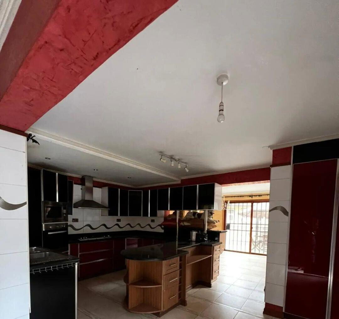 5-Ensuite Townhouse with DSQ & Backyard Garden - Westlands