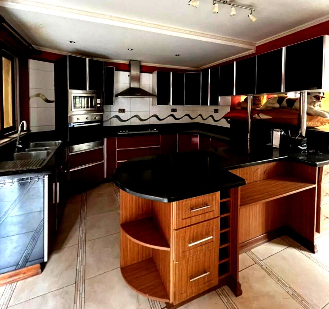 5-Ensuite Townhouse with DSQ & Backyard Garden - Westlands
