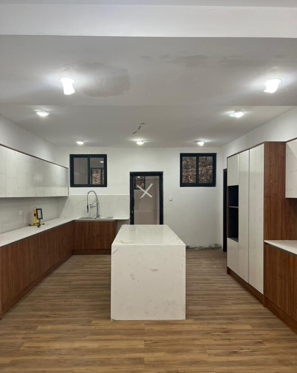 5-Ensuite Townhouse on 0.75 Acre with Jacuzzi & Steam Bath - Lower Kabete