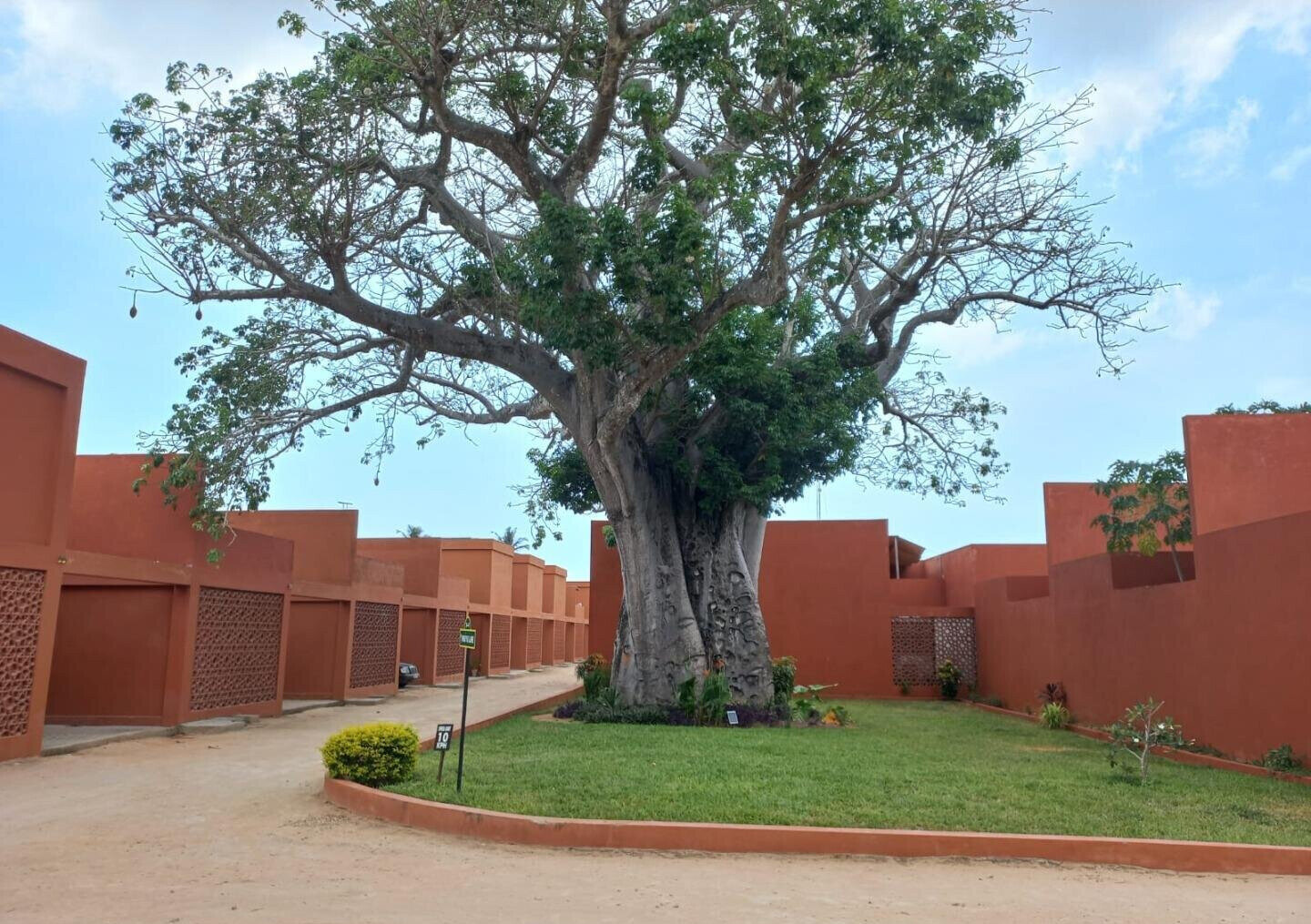 Modern 2BR Townhouse in Gated Community - Kilifi