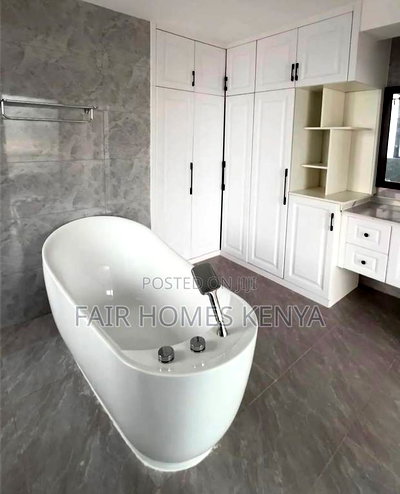 3bdrm Apartment in Lenana Road, Kilimani for rent - Image 8