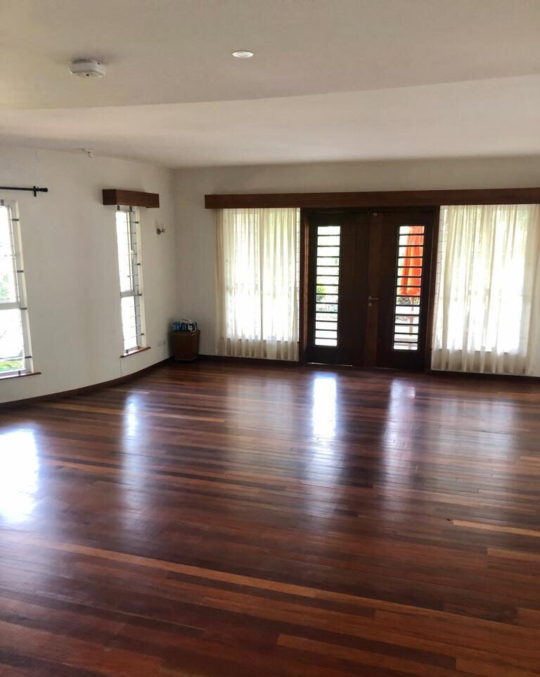 Half Acre Garden Home for Rent at KSh 450K