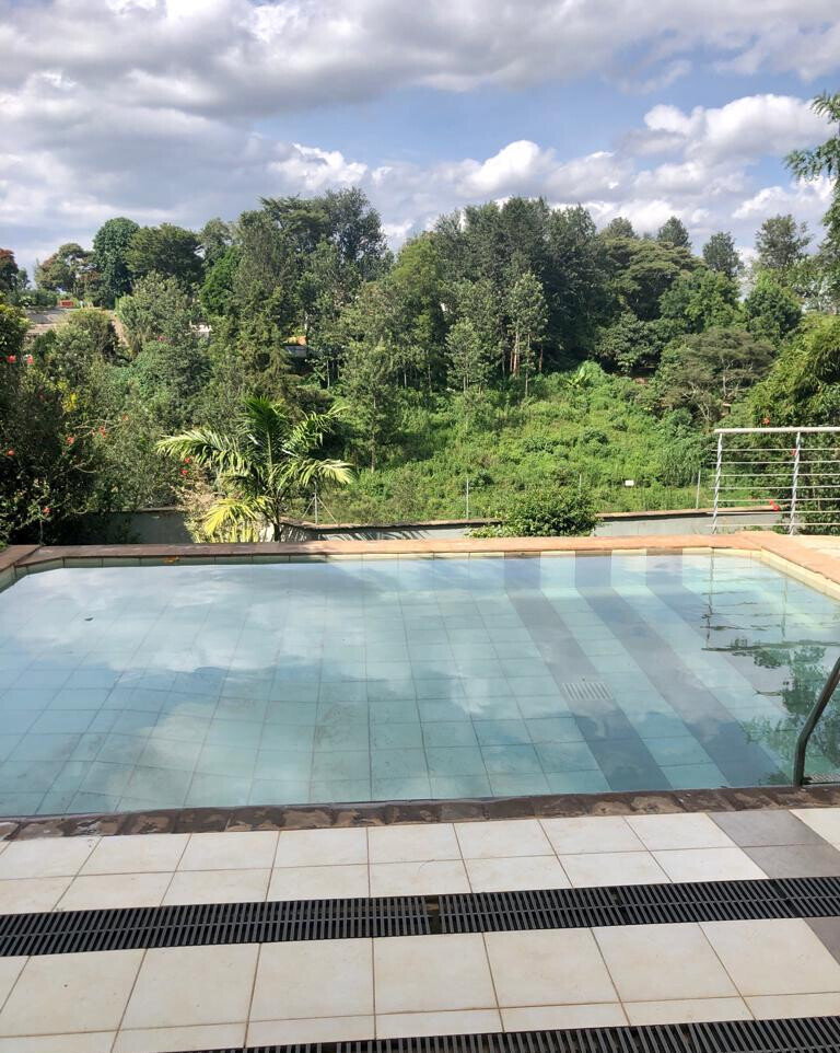 Half Acre Garden Home for Rent at KSh 450K