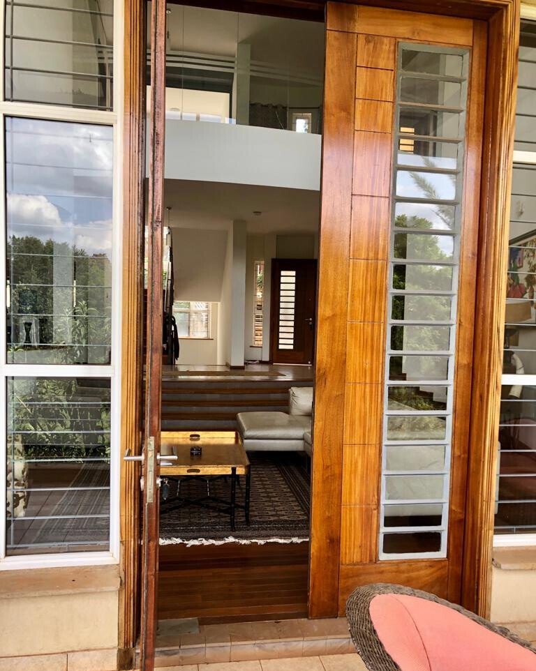 Half Acre Garden Home for Rent at KSh 450K