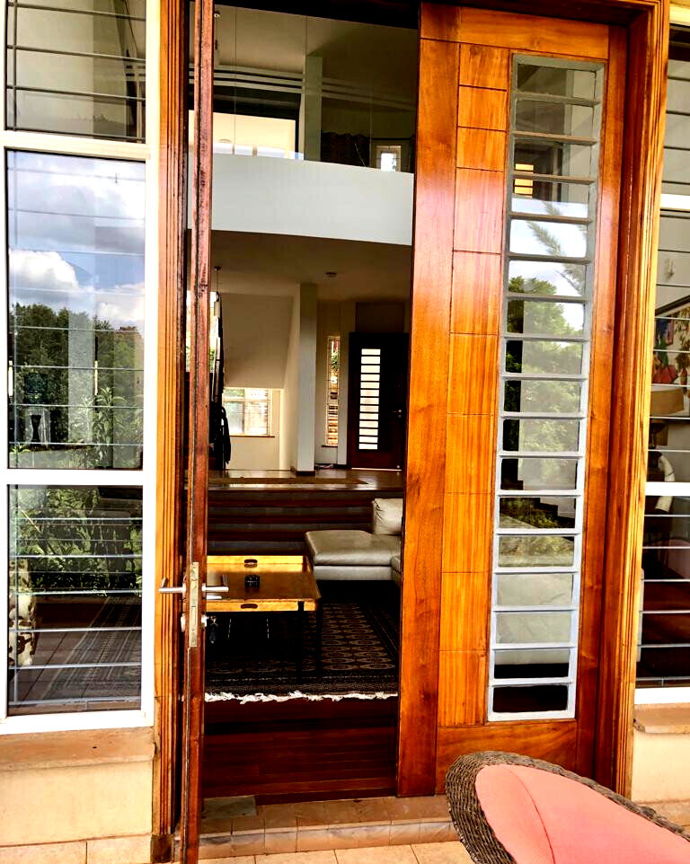 Half Acre Garden Home for Rent at KSh 450K