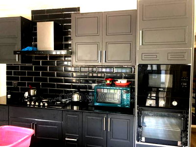 Fort Smith Gardens Estate Five Bedrooms All Ensuite - Image 3