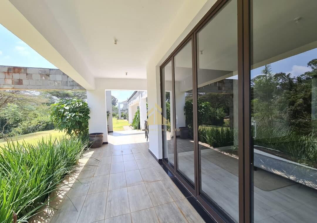 5-Ensuite Villa with Forest Backdrop & Clubhouse – Karen