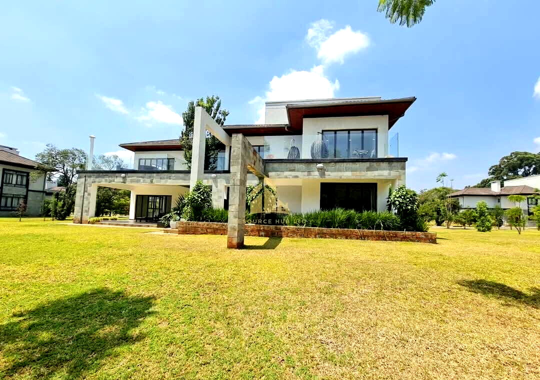 5-Ensuite Villa with Forest Backdrop & Clubhouse – Karen