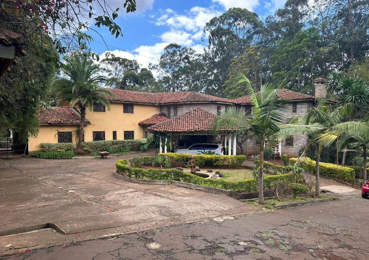 1.5-Acre Spring Valley Plot with Garden