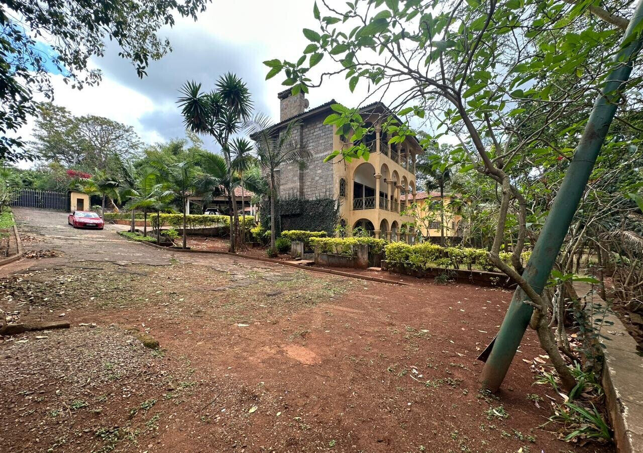 1.5-Acre Spring Valley Plot with Garden