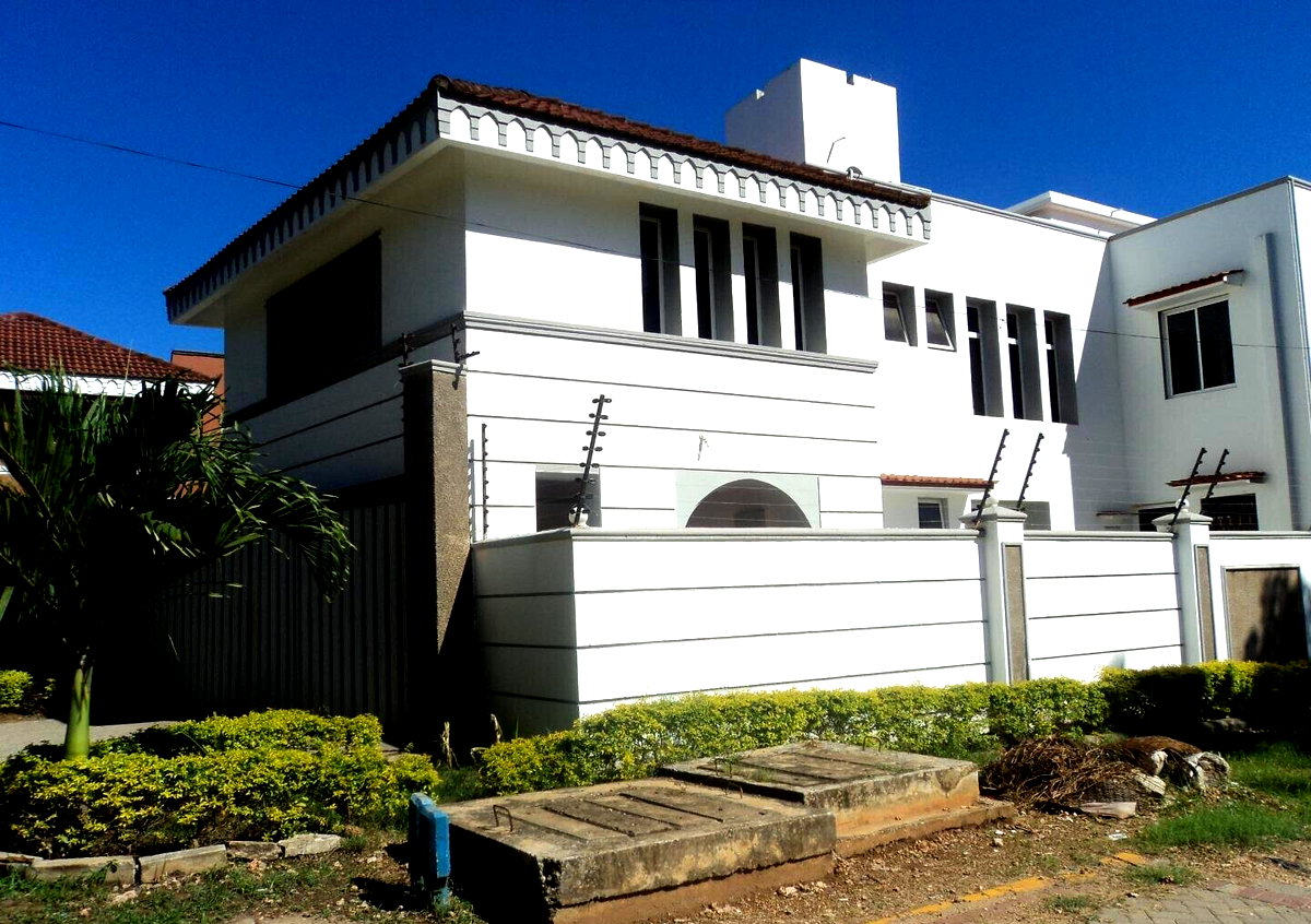1.2 Acre Garden Oasis for Rent