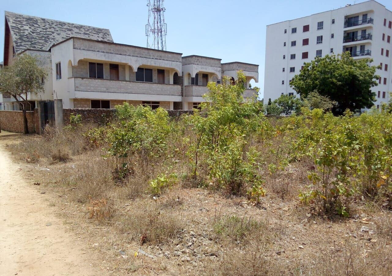 1/2 Acre Shanzu Plot for KSh 40M