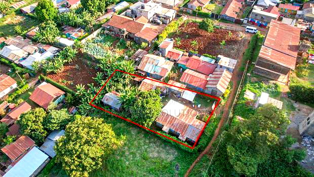 Prime Commercial Plot for Sale in Kanyariri, Muthure