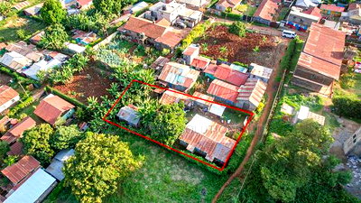 Prime Commercial Plot for Sale in Kanyariri, Muthure - Image 1