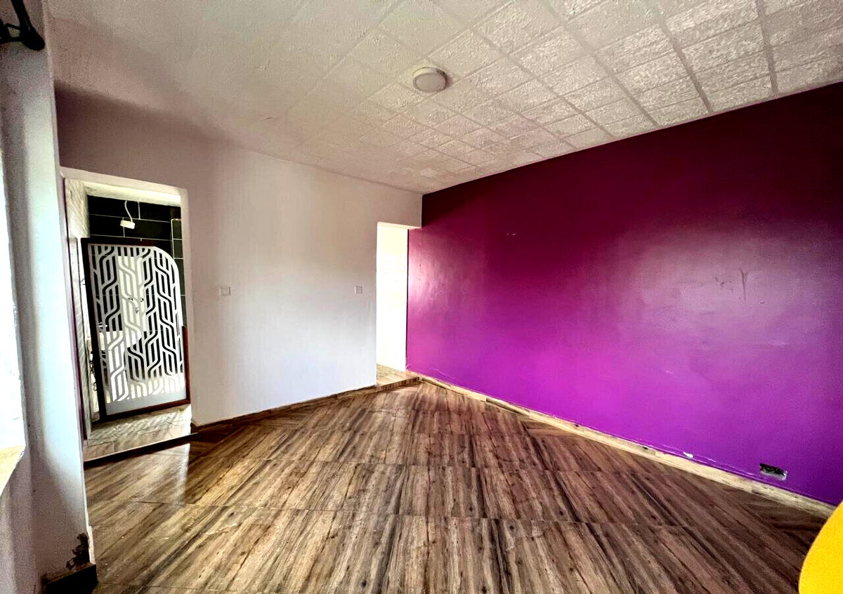 4BR All-Ensuite Townhouse with Own Gate & Ready Title - Membley