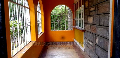 3bdrm Bungalow in Oloolua, Oluulua for Sale - Image 4
